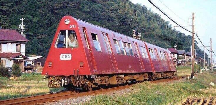 tobleron-train-fake.jpg